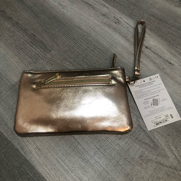 NWT LIZ CLAIBORNE Phone Charging Wallet - Picture 5 of 10